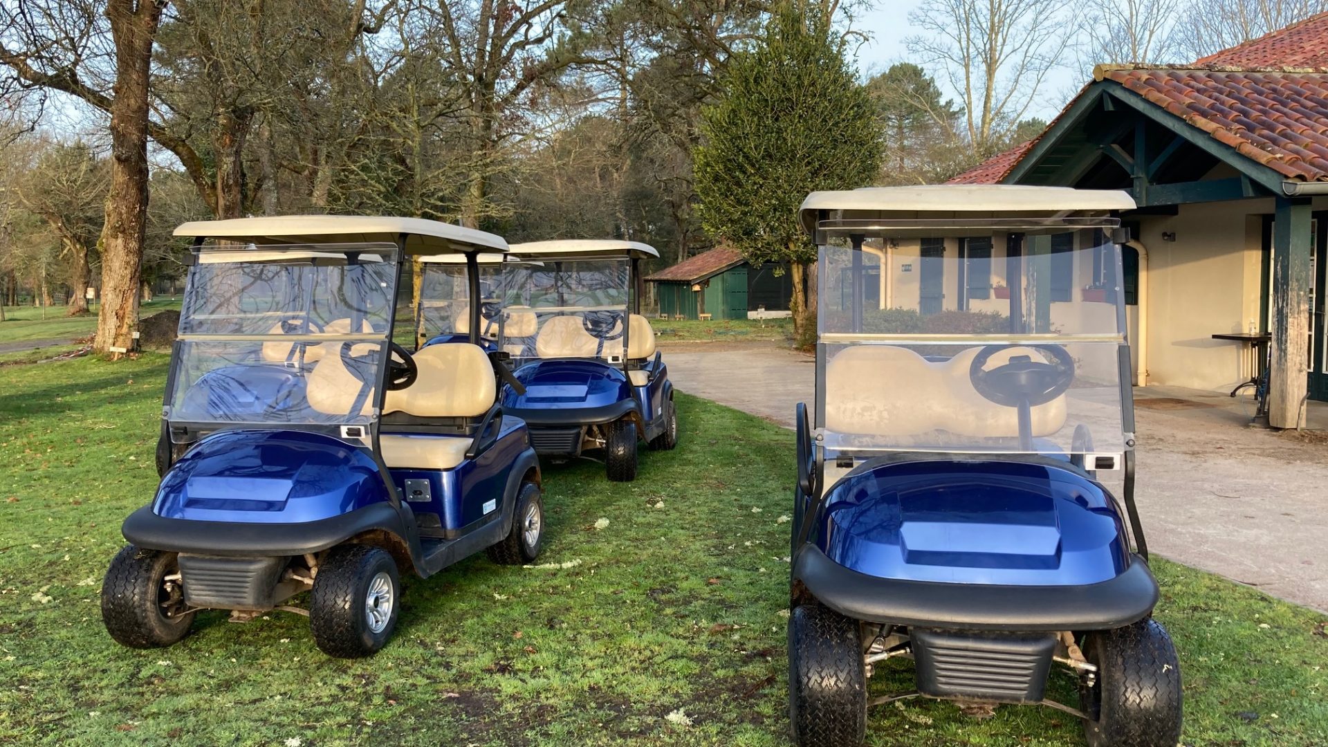 Retour des voiturettes au golf!