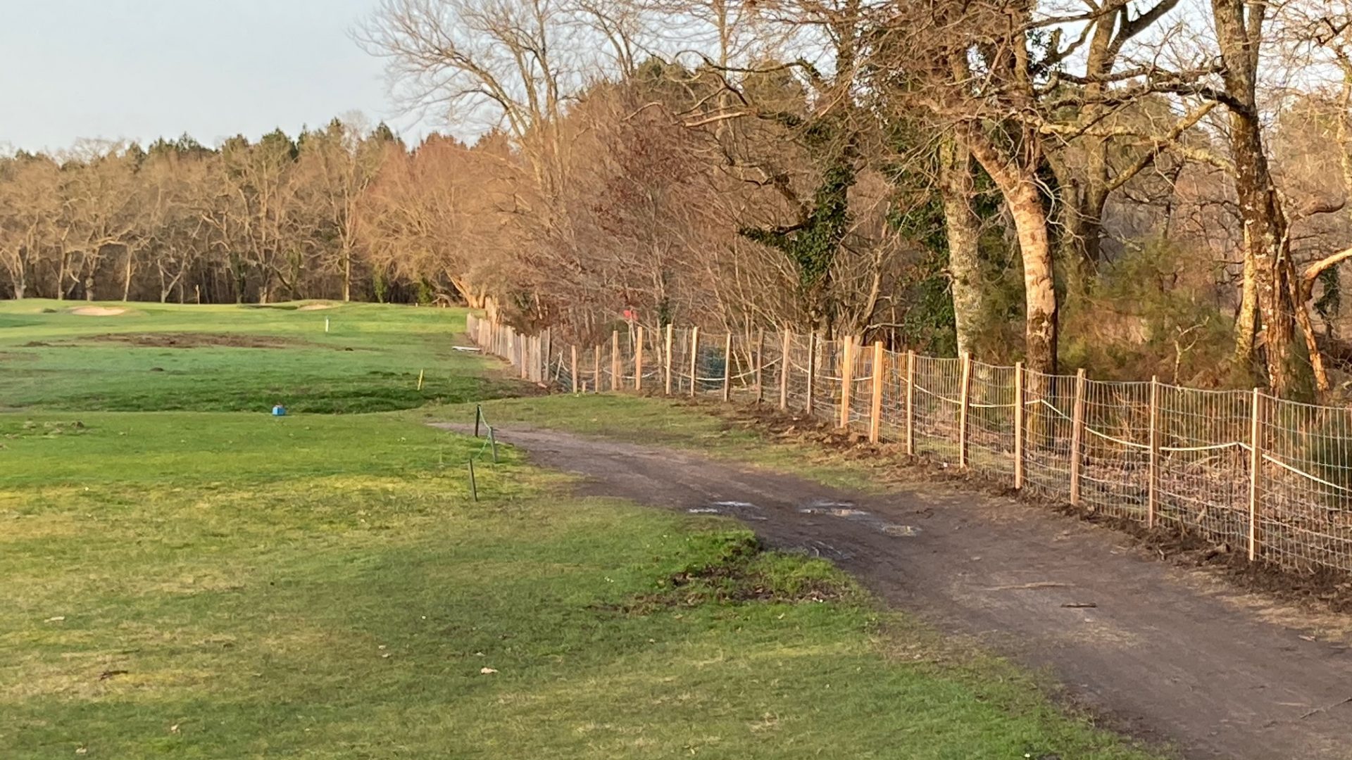 Fin de l'installation de la clôture!