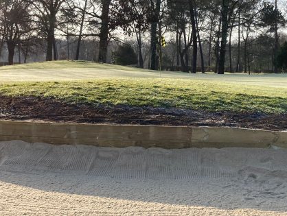Rénovation des bunkers de green des trous 10 et 18
