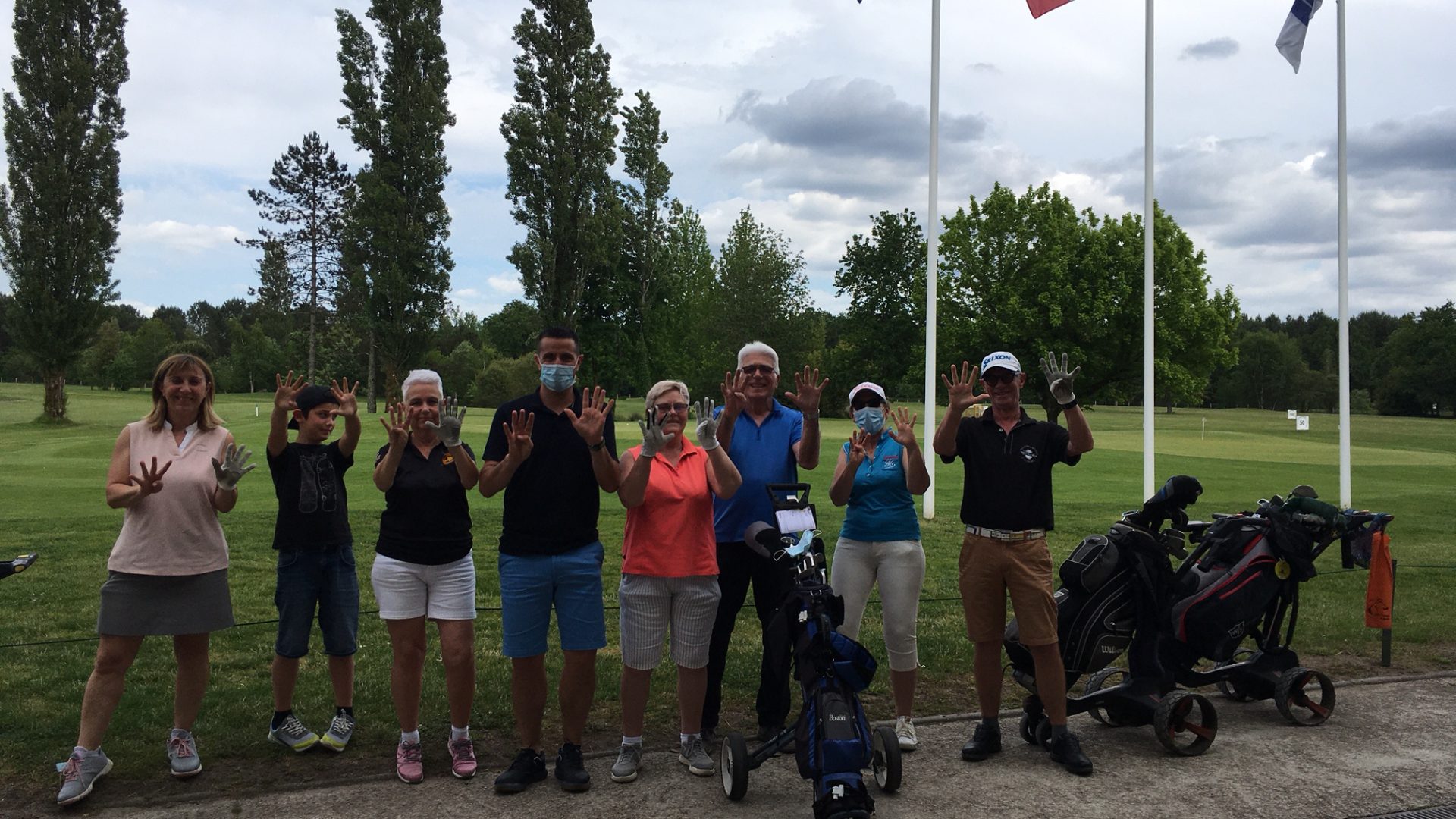 Et c'est parti pour la compétition 9 trous!