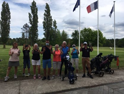 Et c'est parti pour la compétition 9 trous!