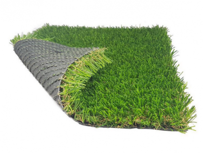 Travaux d'installation des départs en gazon synthétique